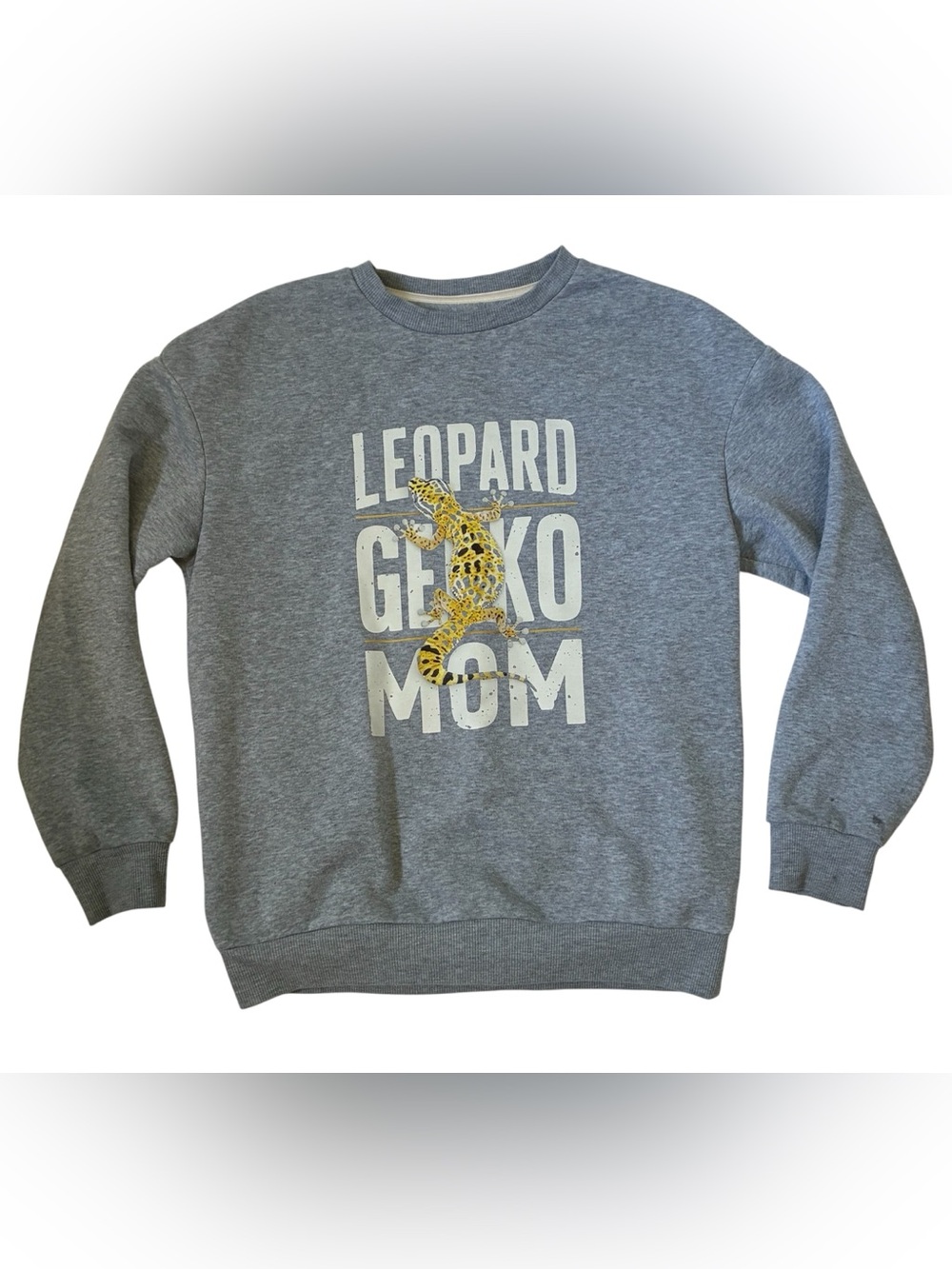 ‘LEOPARD GECKO MOM’ SWEATER CREW NECK WOMEN’S GREY REPTILE